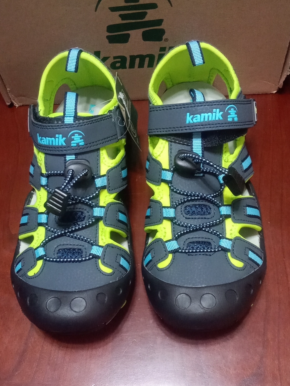 Kamik Kids' Neon Lime & Gray Sandal Shoe 6 Youth NWT $55